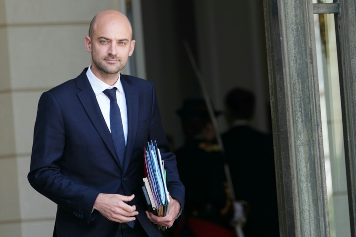 Frankreichs Außenminister Barrot kündigt Reaktion auf russische Wahlkampf-Einmischung an