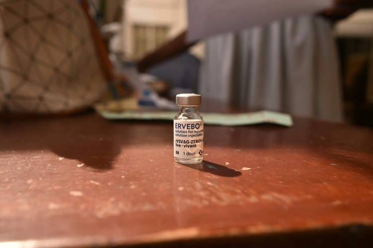 Ebola-Epidemie in der DR Kongo: WHO dringt auf Impfstofftests