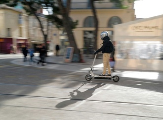 Steigende Zahl von Unfällen: Helmpflicht für E-Scooter-Fahrer in Paris