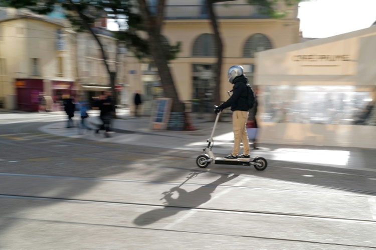 Steigende Zahl von Unfällen: Helmpflicht für E-Scooter-Fahrer in Paris