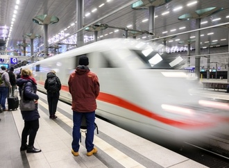 Bericht: Trotz Sanierung nur jeder vierte Zug zwischen Hamburg und Berlin pünktlich