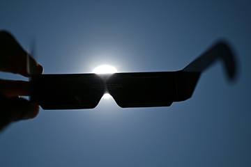 Totale Sonnenfinsternis in Spanien - partielle Verdunkelung in Deutschland