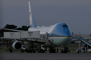 Trump bestätigt heimlichen Flugzeugwechsel bei Abflug von Nato-Gipfel in Ankara