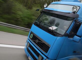 Chemiebranche für bundesweite Lockerung des Lkw-Sonntagsfahrverbots
