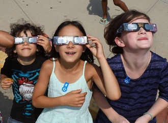 Hinfiebern auf knapp zwei Minuten Dunkelheit: Vorfreude auf die Sonnenfinsternis