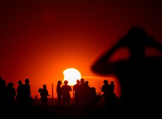 Sonnenfinsternis legt Verkehr in Bremen lahm: Polizei erfasst rund hundert Verstöße
