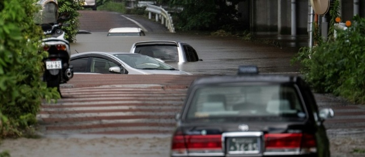 Medien: Neun Tote bei Starkregen im Osten Japans