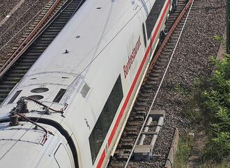 Bahn hielt 800.000 Wasserpackungen für Hitzenotfälle bereit
