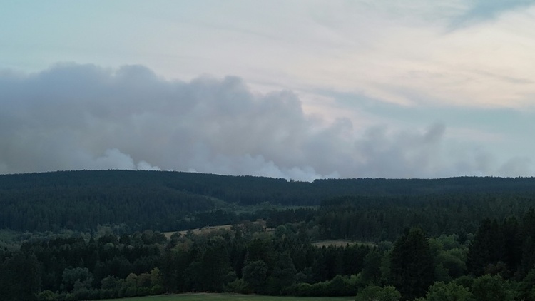 Brand in Belgien: Eifel-Ort Monschau hofft auf Entspannung der Lage durch Regen