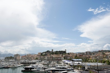 Zusammenstoß zweier Ausflugsboote bei Cannes: 24-Jähriger vermisst