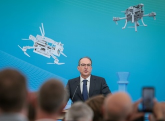 Drohnenvorfall in Leipzig: Dobrindt vermutet Verbindungen zu anderen Anschlagsplänen