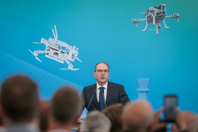 Drohnenvorfall in Leipzig: Dobrindt vermutet Verbindungen zu anderen Anschlagsplänen