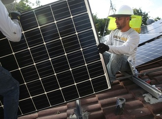 Verband: Solarausbauziel für 2026 bereits erreicht - weiterer Ausbau aber gefährdet