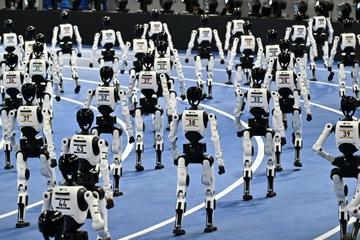 Humanoide Roboter brechen bei Weltmeisterschaften in China menschliche Rekorde