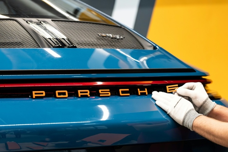 Porsche verkauft IT-Beratungstochter MHP an indischen Tata-Konzern