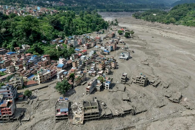 Verheerende Sturzflut: Mehr als 1300 Menschen in Nepal und Tibet vermisst