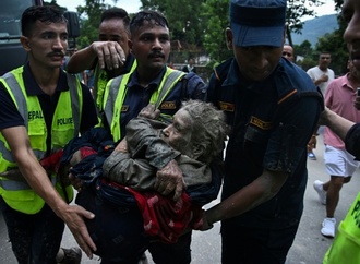Tourismusbehörde: Mindestens acht Deutsche nach Sturzflut in Nepal vermisst
