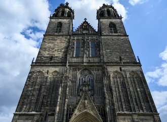 In neuem Sarg: Gebeine Ottos des Großen werden in Magdeburg feierlich beigesetzt