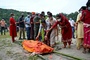 Zahl der Toten nach Sturzflut steigt in Nepal auf mindestens 903