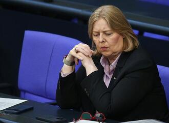 JU kritisiert Arbeitsministerin im Reformstreit