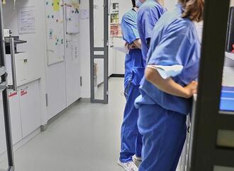 Gesamtmetall fordert ''massive Einsparungen'' im Gesundheitswesen