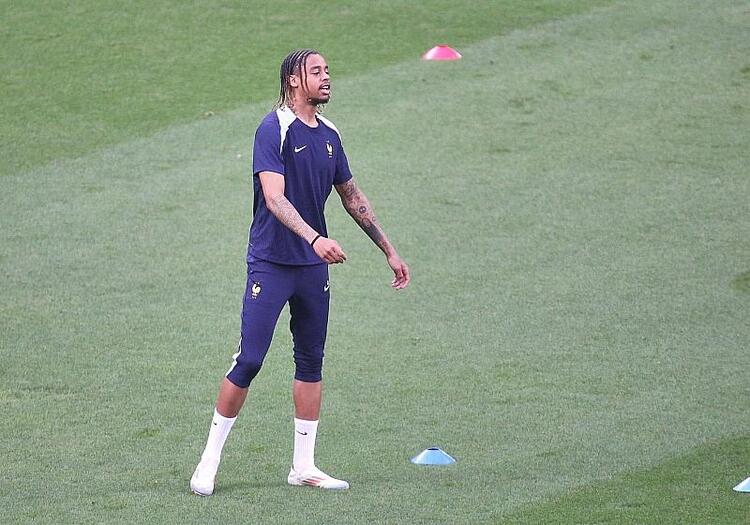 Barcola wechselt von PSG zu Liverpool