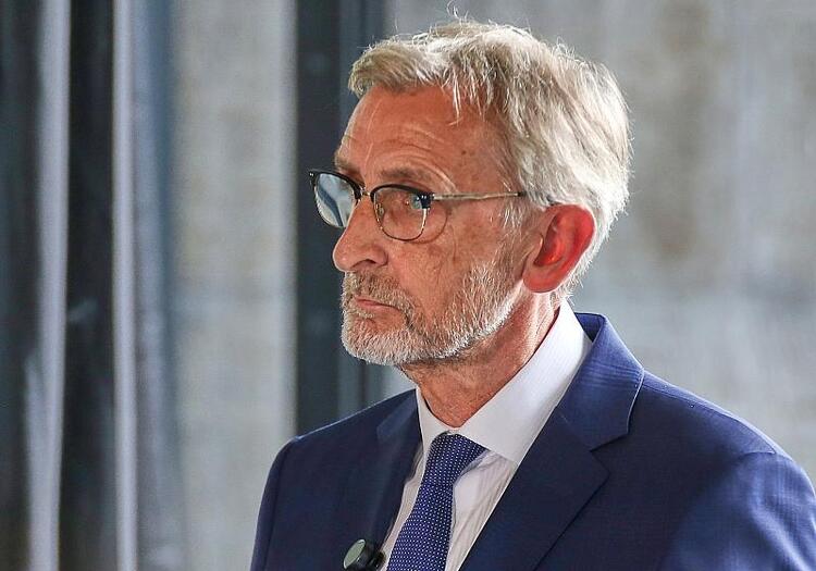 Schuster nennt Anschlagsversuch in Leipzig 