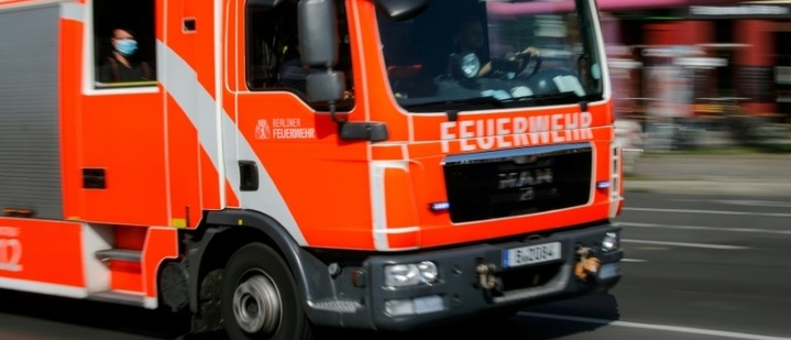 Festsitzender Penisring verursacht Feuerwehrseinsatz in Dresden