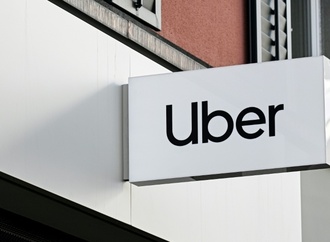 Uber streicht weltweit jede zehnte Stelle und stellt Betrieb in Nigeria und Uganda ein