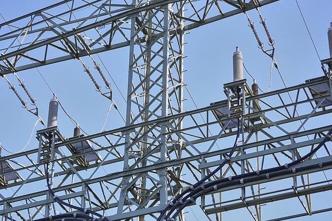 SPD fordert mehr Erdverkabelung zum Schutz der Stromnetze