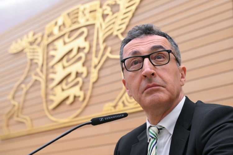 Özdemir fordert 