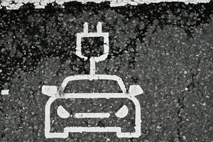 Studie: E-Autos fahren ein Drittel günstiger als Verbrenner