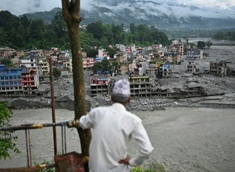 Suche nach weiteren Überlebenden in Nepal zwei Wochen nach Sturzflut im Himalaya