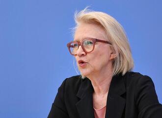 Schnitzer warnt vor Tankrabatt und Preisdeckel