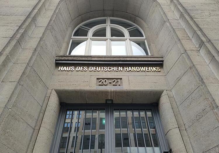Handwerksverband will Senkung von Stromsteuer und Lohnzusatzkosten