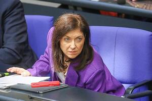 Reiche knüpft Einführung von Spritpreisdeckel an Bedingungen