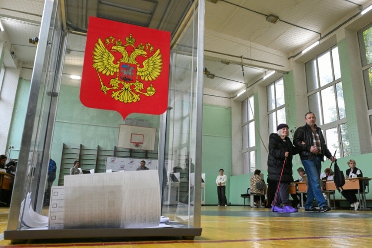Parlamentswahl: Russland meldet Cyberangriff auf elektronisches Wahlsystem