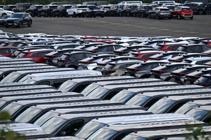 EY: Deutsche Autokonzerne im Sinkflug