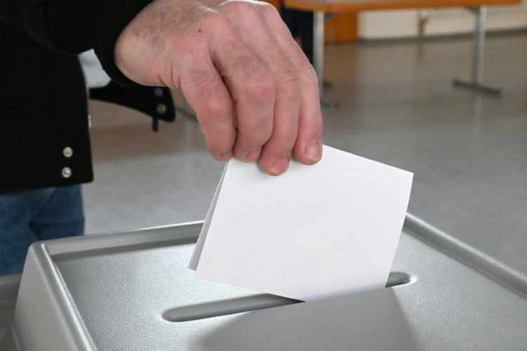 Bürgermeisterwahl in brandenburgischem Strausberg: Stichwahl nötig