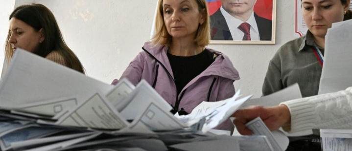 Teilergebnisse: Putins Partei siegt bei Parlamentswahl in Russland