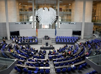 Bundestag befragt Pistorius und Linnemann und berät Gesetz gegen K.O.-Tropfen
