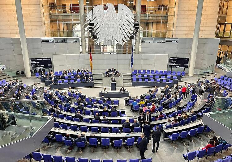 Bundestag beschließt Tankrabatt