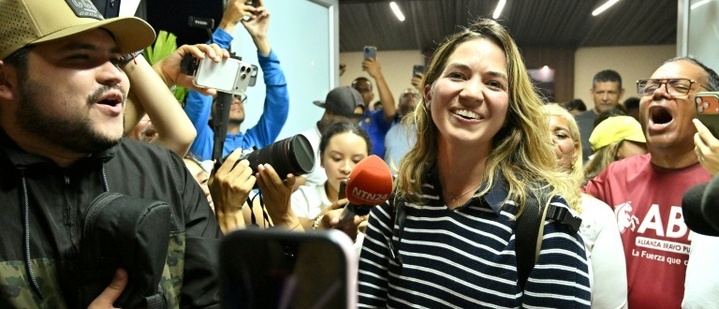 Venezolanische Oppositionsvertreterin Macero in ihre Heimat zurückgekehrt