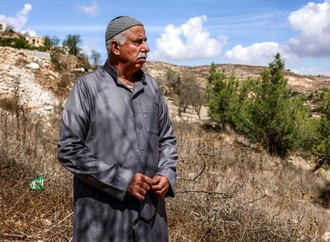Mehr als 100 israelische Siedler attackieren Dorf im Westjordanland