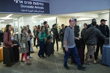 Israels Präsident will fünf Passagiere von Flydubai-Flug für ''Heldenmut'' auszeichnen