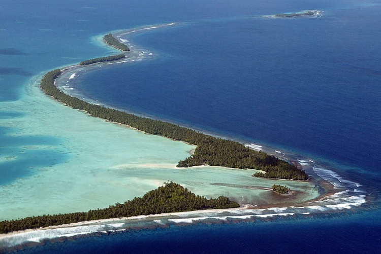 Wichtige Delegierte der COP31-Vorverhandlungen zu Besuch in Pazifikstaat Tuvalu eingetroffen