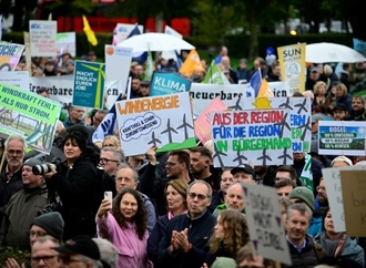 Tausende demonstrieren in Berlin gegen Energiepolitik der Bundesregierung