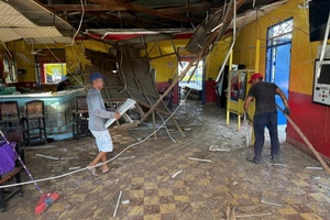 Aufräumarbeiten nach starkem Erdbeben in Panama - Rund 30 Menschen verletzt