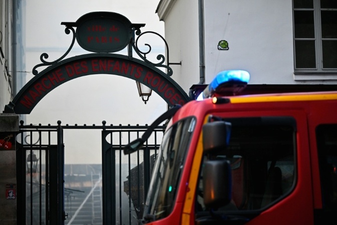 Bei Paris-Besuchern beliebte Markthalle vollständig niedergebrannt