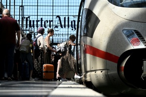 Neue Sprinterzüge und weiter viele Baustellen: Neuer DB-Fahrplan ab Mittwoch buchbar